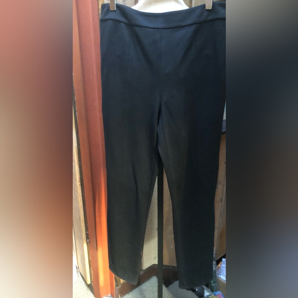 Beautiful! NWT Pendleton black pants!